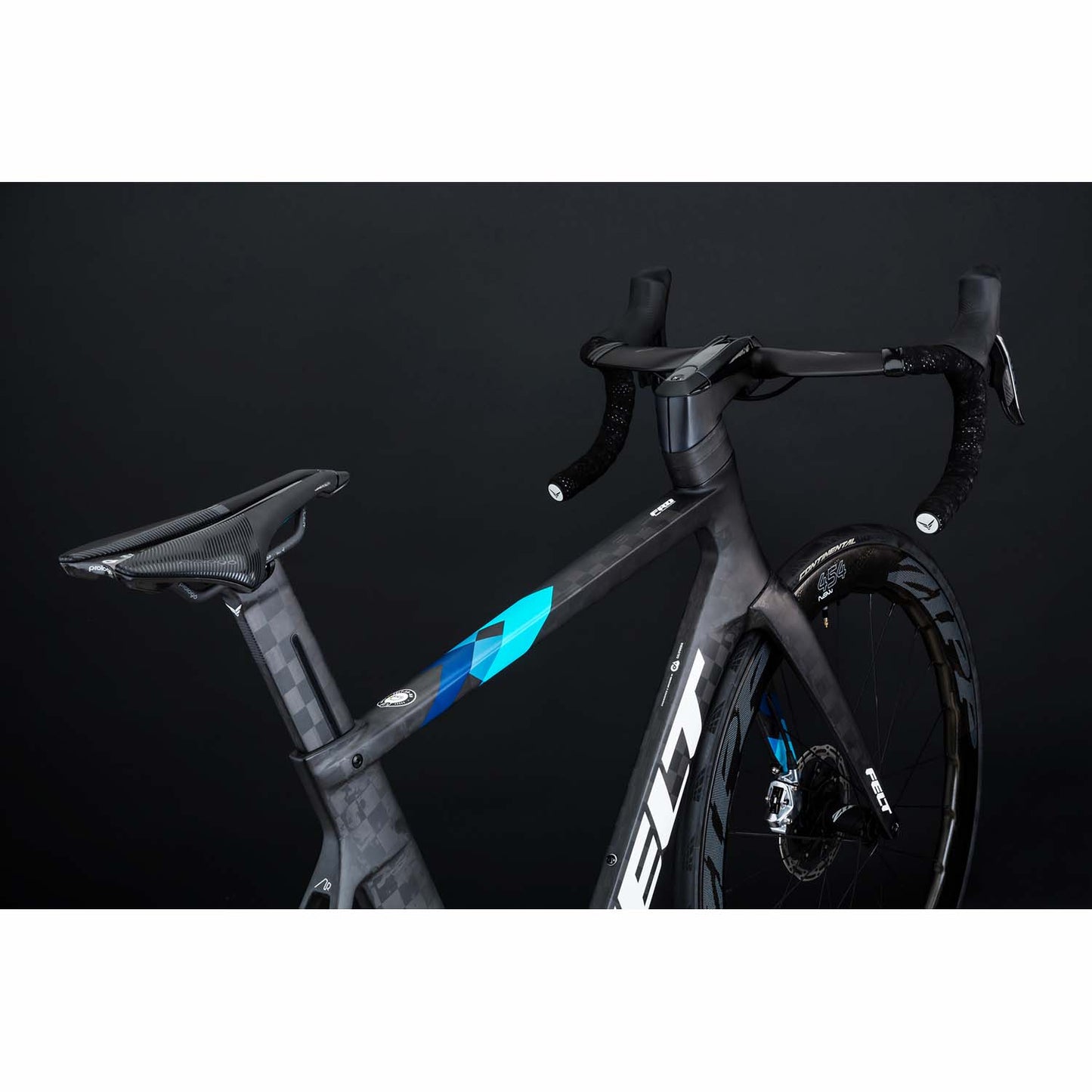 Felt AR FRD Ultimate, SRAM RED eTap AXS, Matte Black TeXtreme