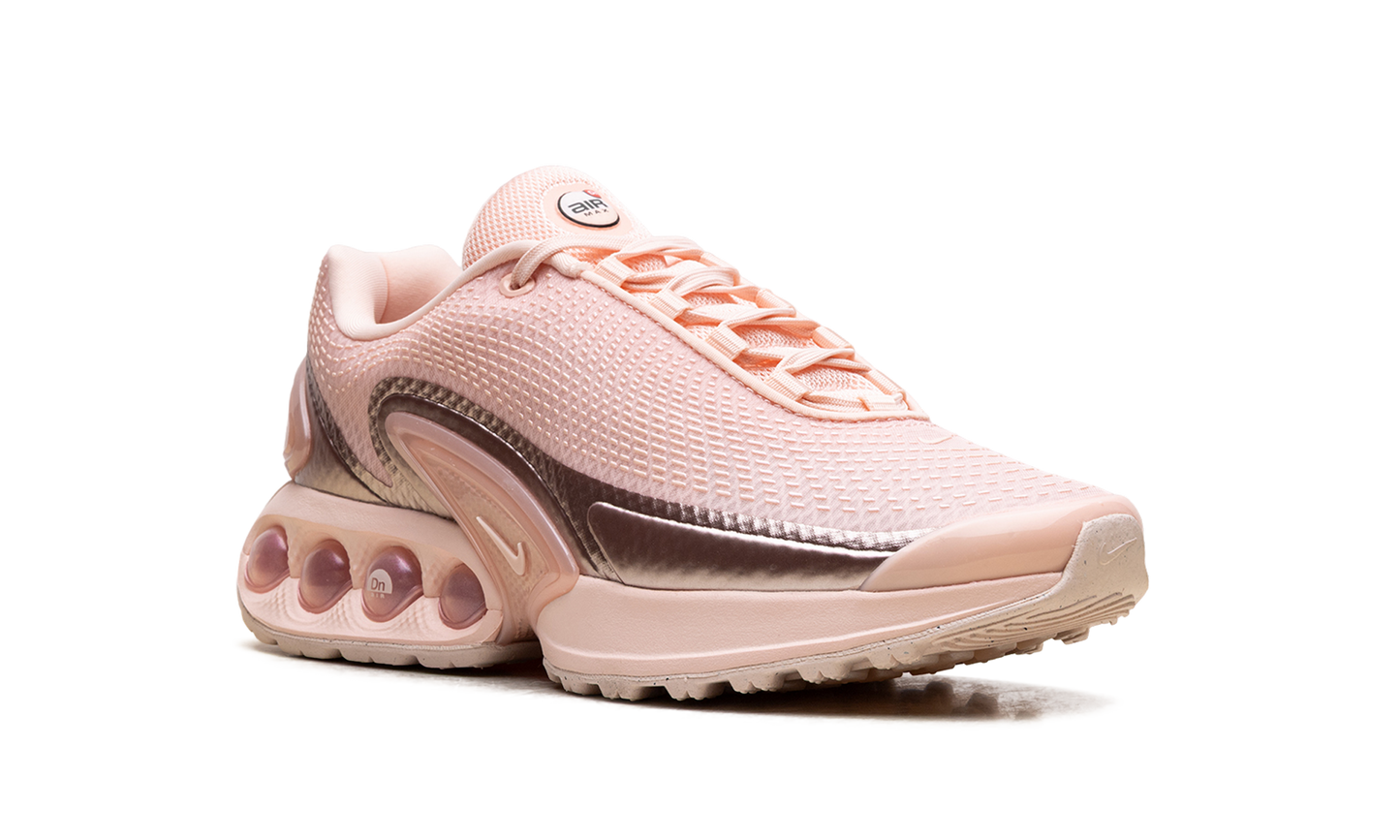 Air Max Dn WMNS "Washed Coral Guava Ice"