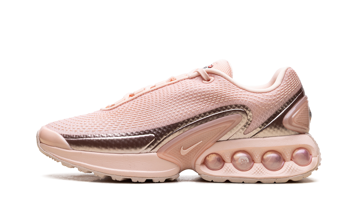 Air Max Dn WMNS "Washed Coral Guava Ice"
