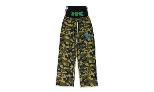 CAMO SWEATSHORTS "MURD333R.FM - GREEN"