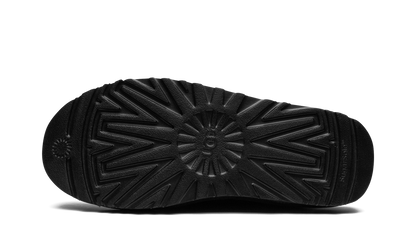 CLASSIC SLIP-ON