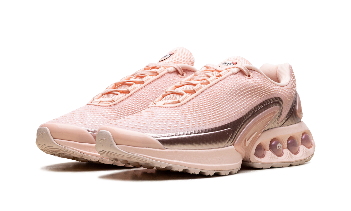Air Max Dn WMNS "Washed Coral Guava Ice"