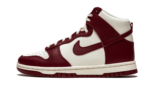 DUNK HIGH MNS WMNS "Team Red"