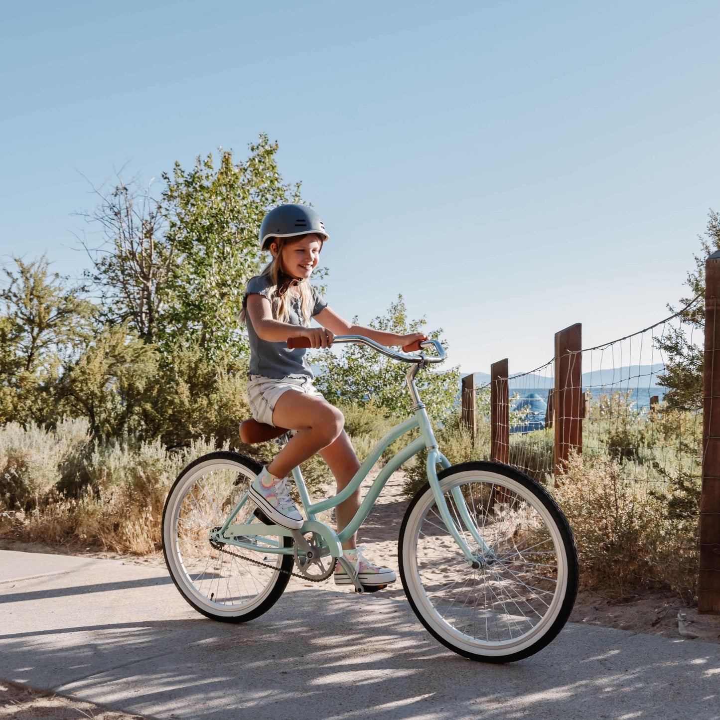 Chatham 24" Kids' Beach Cruiser Bike (8-11 yrs)