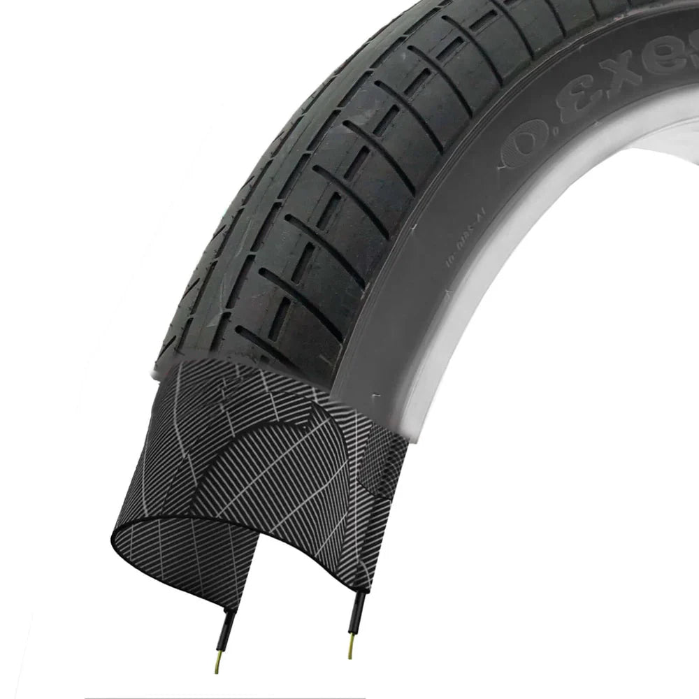 26" Innova Fat Tire with White Wall and Black Design, 3.0" Width