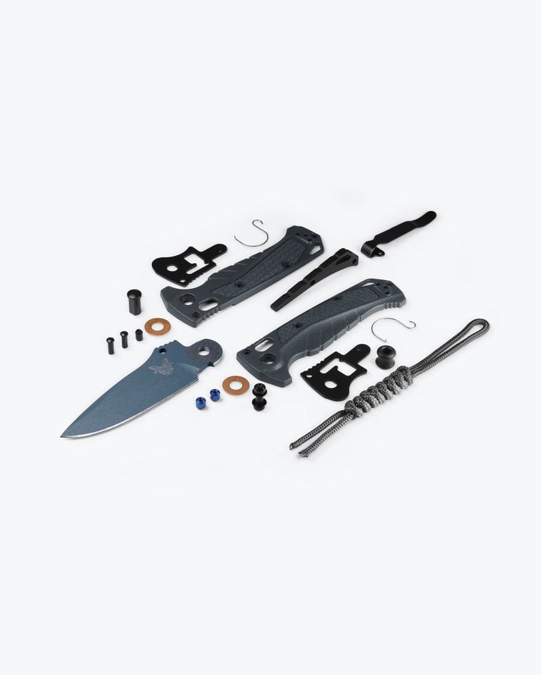Benchmade Mini Adira Tempest Gray Drop Point