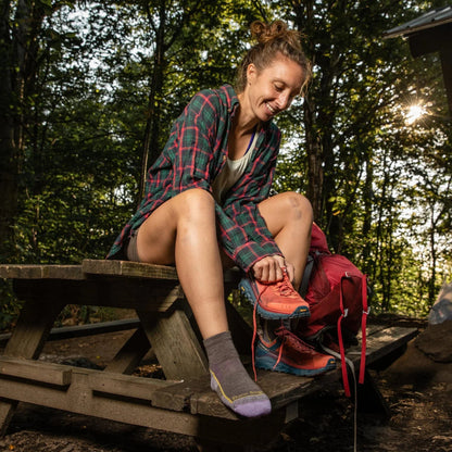 Darn Tough Hiker Quarter Midweight Sock - Women's