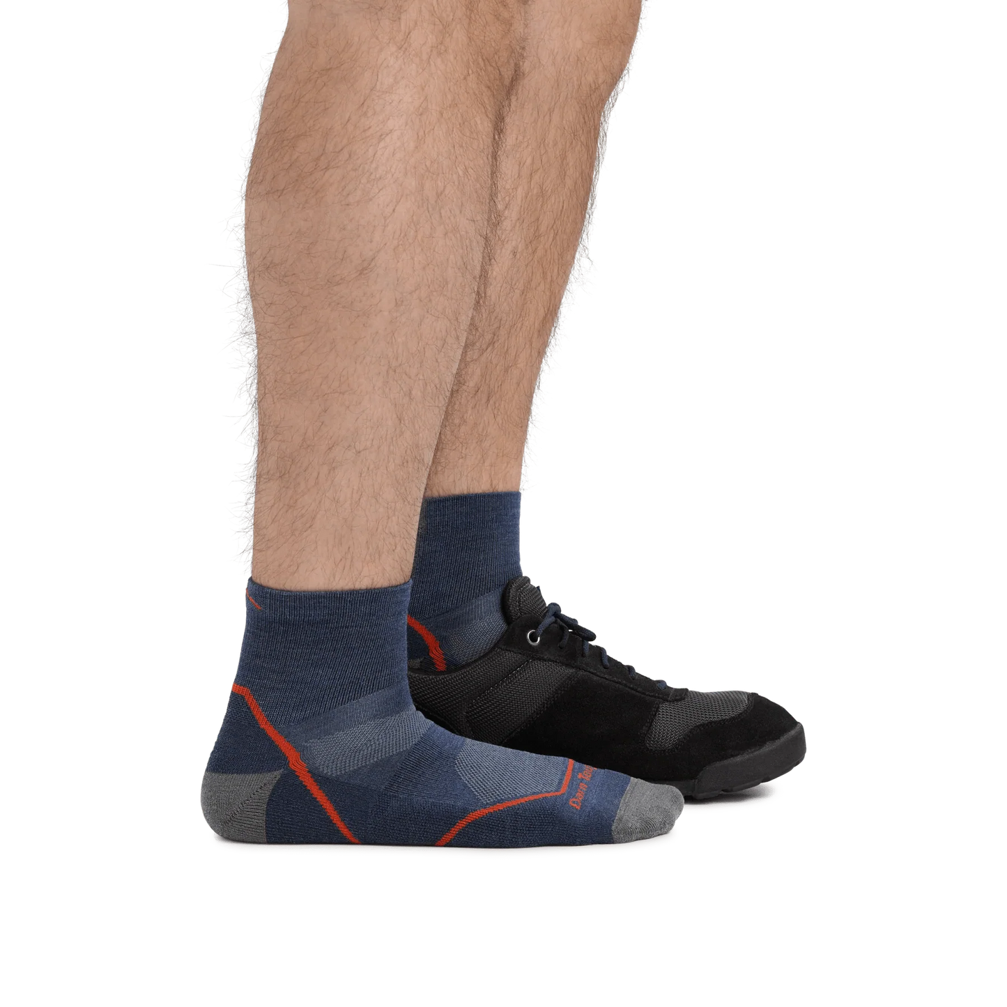 Darn Tough Light Hiker Quarter Lightweight Hiking Sock - Men's