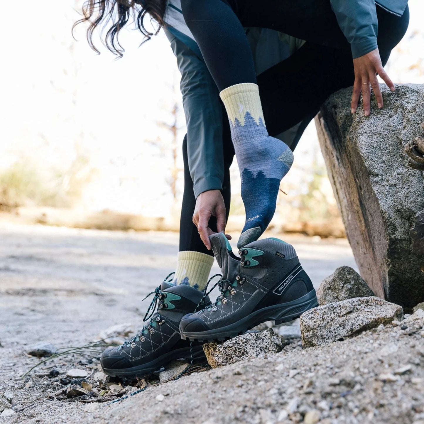 Darn Tough Treeline Micro Crew Midweight Hiking Sock - Women's
