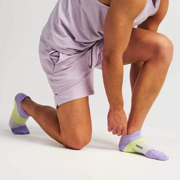 Feetures Elite Ultra Light No Show Tab Socks - Women's